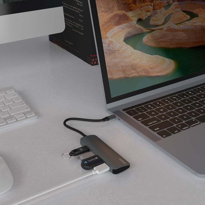 aluminiowy szary hub SAVIO AK-54 z przewodem USB-C
